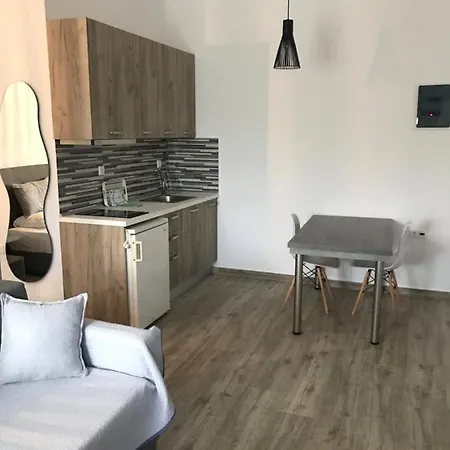 Πανσιόν Savvas House