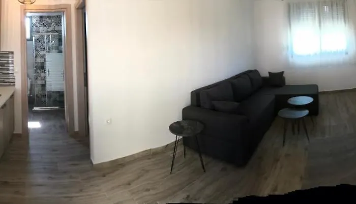 Savvas House Neos Marmaras