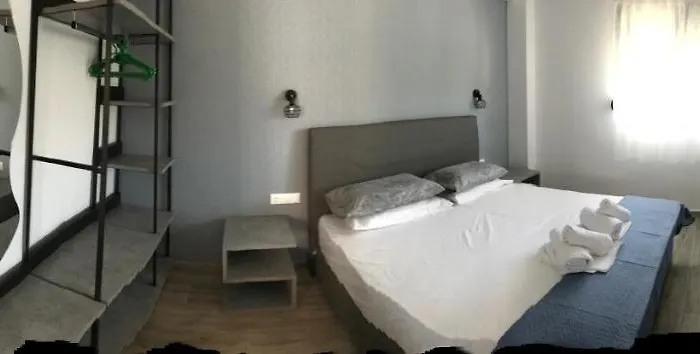 Savvas House 3*
